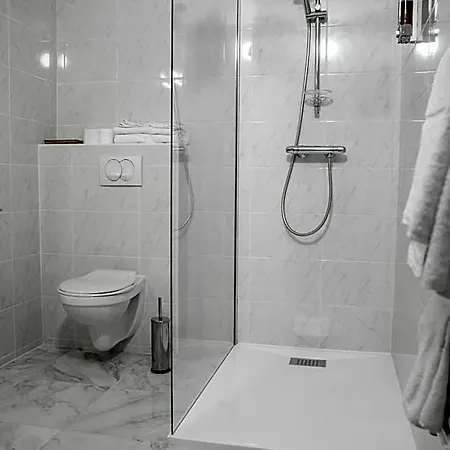 Hotel Les Galets 3*