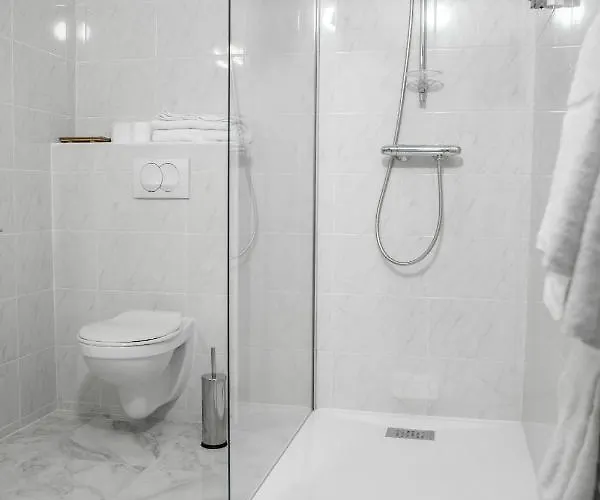 Les Galets 滨海克里耶勒